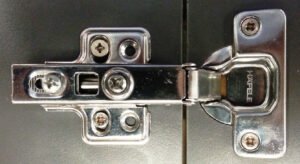 ppic-04585844